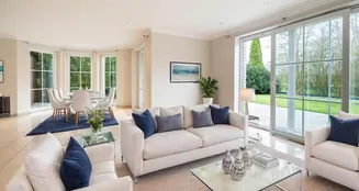 von_poll_real_estate_property_25220034_image_0