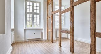 von_poll_real_estate_property_24220054_image_0
