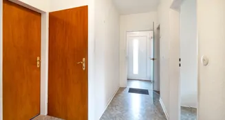 von_poll_real_estate_property_25220077_image_2