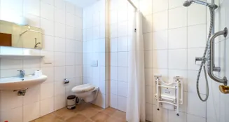 von_poll_real_estate_property_25220077_image_9