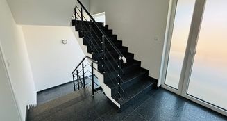 von_poll_real_estate_property_25220033_image_1