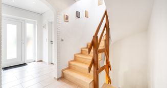 von_poll_real_estate_property_25220046_image_3