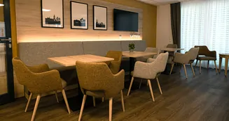 von_poll_real_estate_property_25220066_image_7