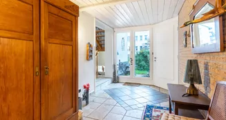 von_poll_real_estate_property_25220078_image_1