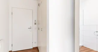 von_poll_real_estate_property_25220082_image_2