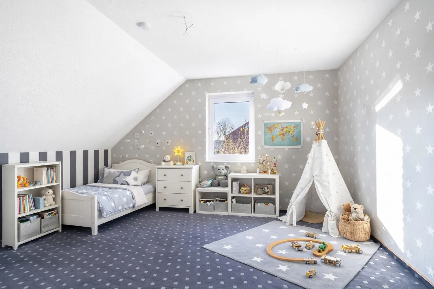 KI Kinderzimmer Dachgeschoss