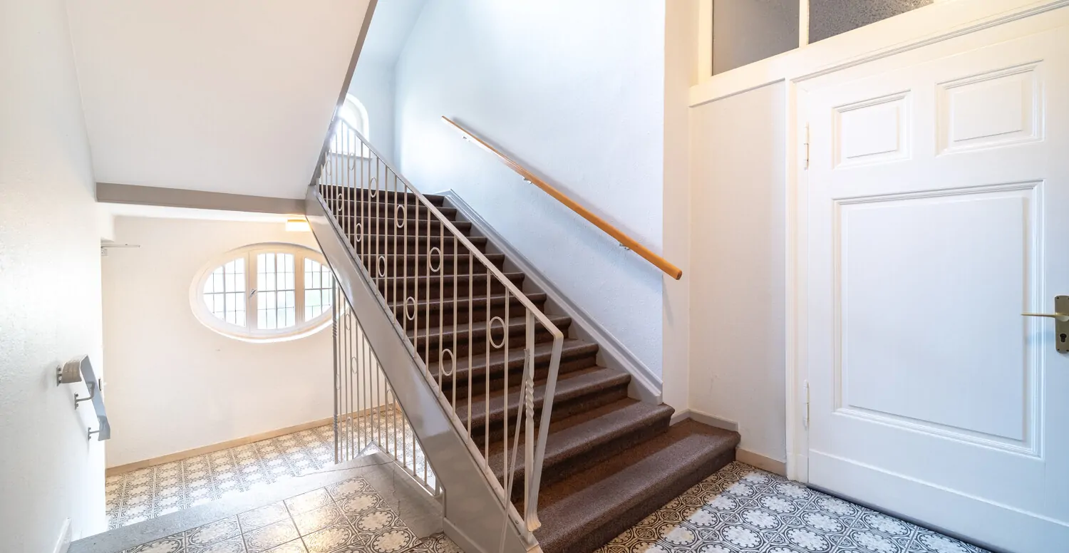 Treppenhaus Nebeneingang