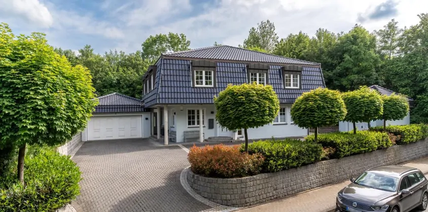 von Poll Immobilien GmbH