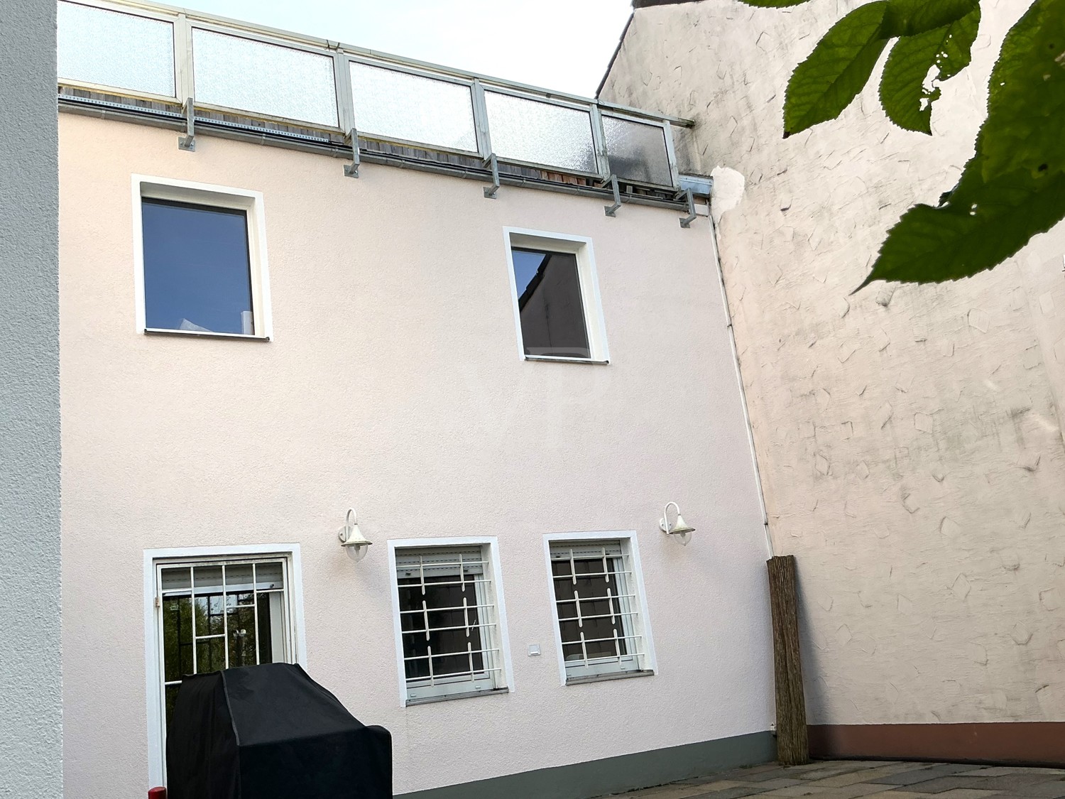 Rückseite Doppelgarage