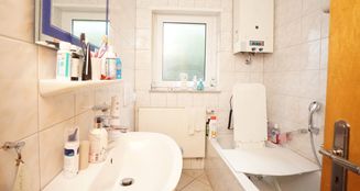 von_poll_real_estate_property_25226027_image_9
