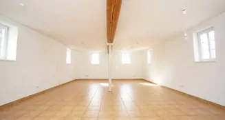 von_poll_real_estate_property_25226019_image_1