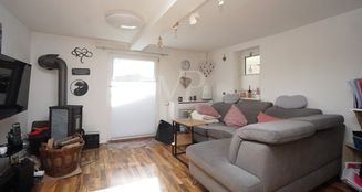 von_poll_real_estate_property_25226020_image_2