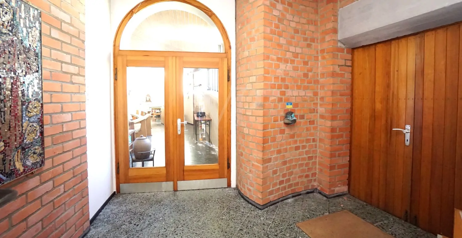 Eingangsbereich Kirche EG