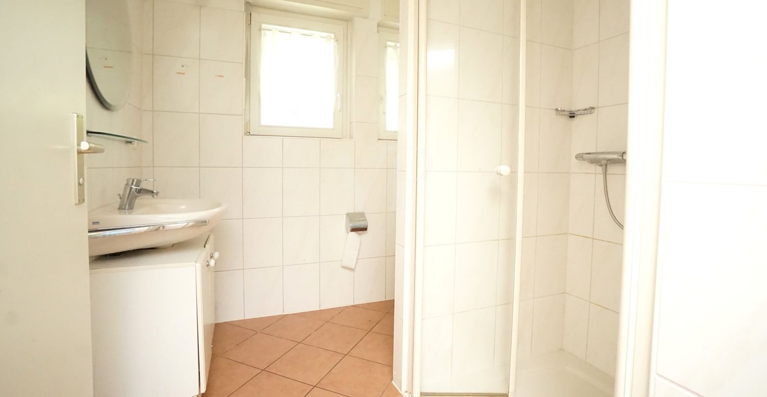 Bad Wohnhaus EG