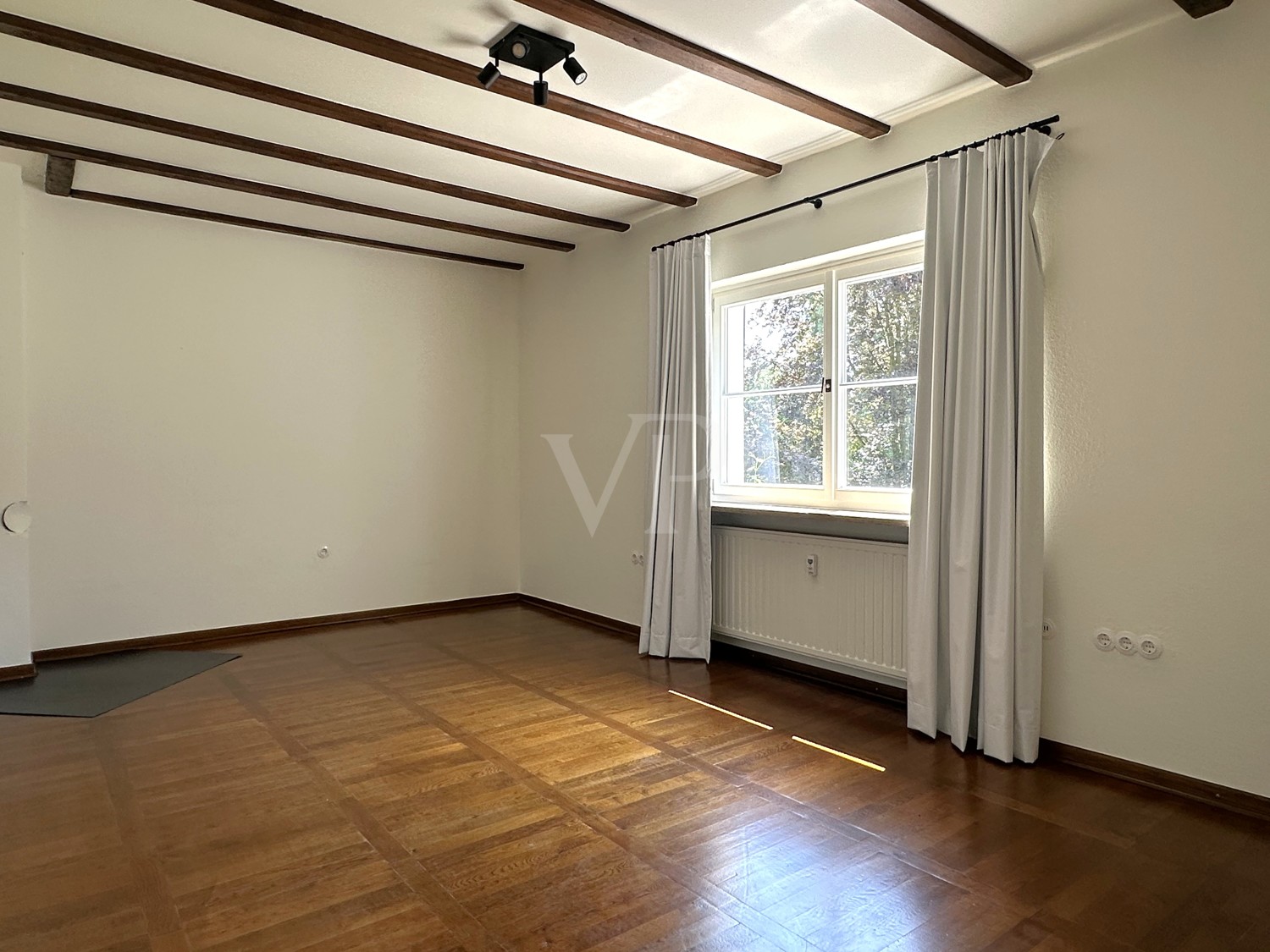 Zimmer 1 EG
