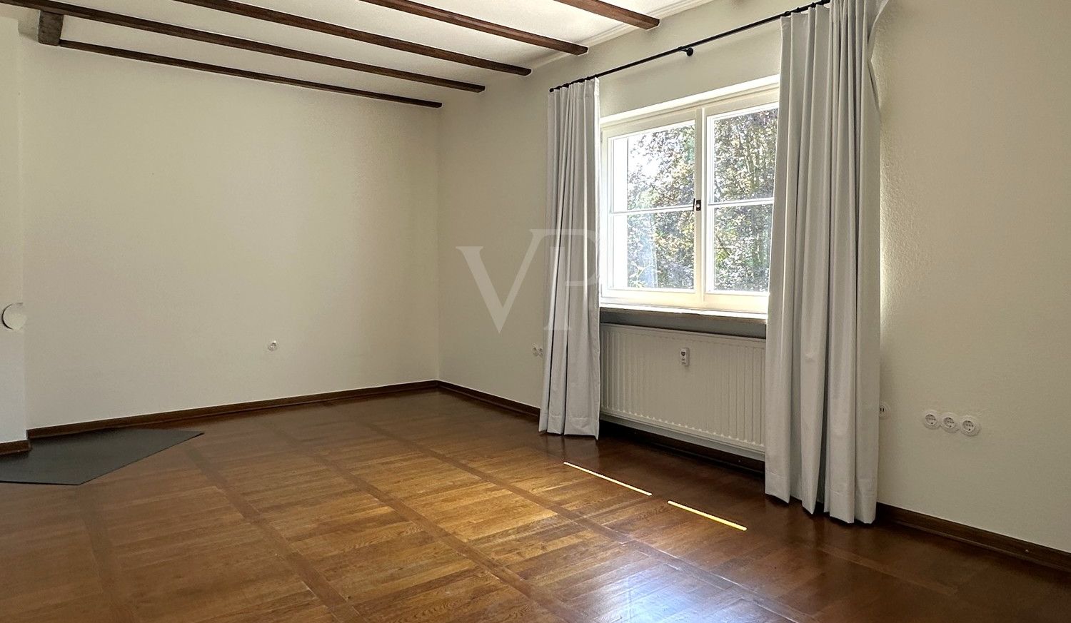 Zimmer 1 EG