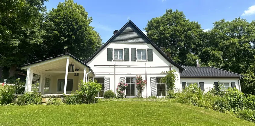 von Poll Immobilien GmbH