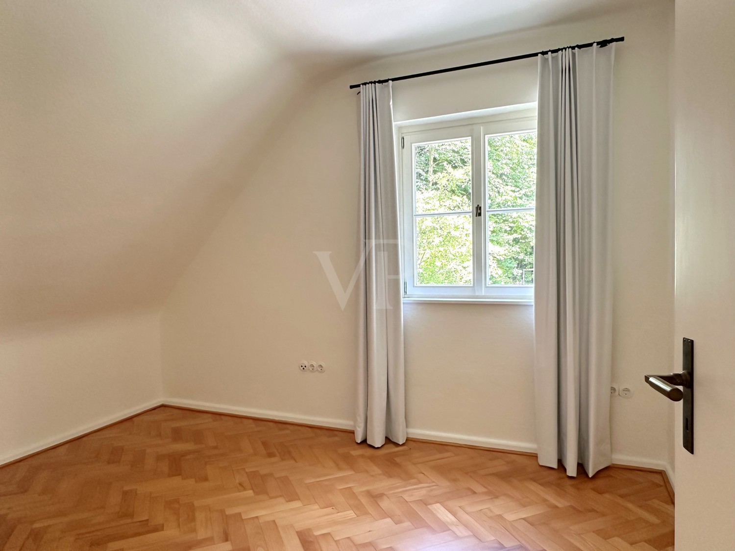Zimmer 2 DG