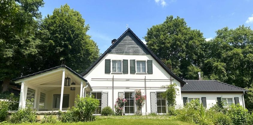von Poll Immobilien GmbH