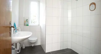 von_poll_real_estate_property_25226026_image_8