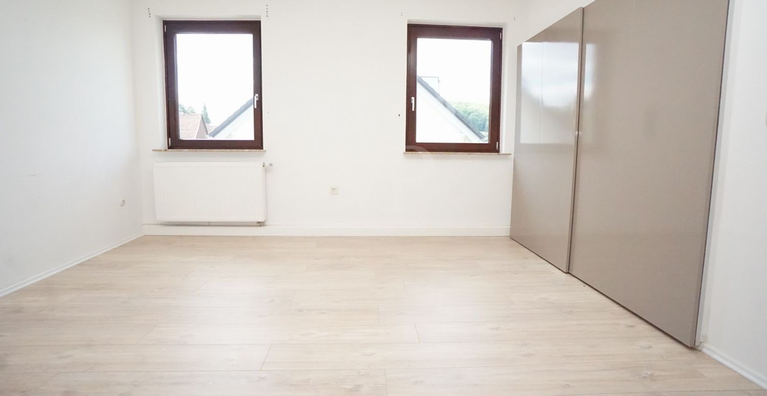 Schlafzimmer DG