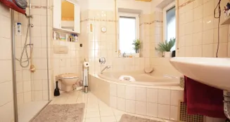 von_poll_real_estate_property_26226010_image_9