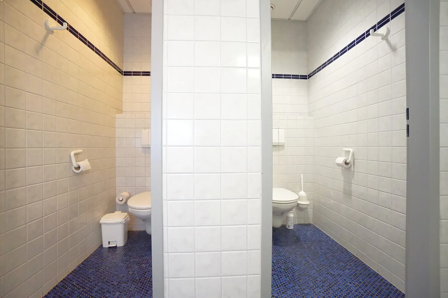 1. OG, WC Damen