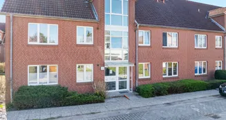 von_poll_real_estate_property_25147001_image_1