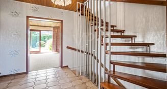 von_poll_real_estate_property_25106009_image_1