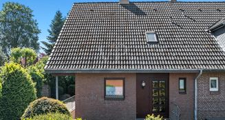 von_poll_real_estate_property_25106009_image_0
