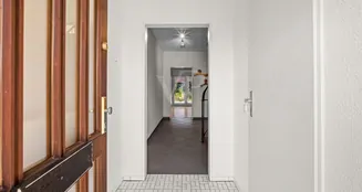 von_poll_real_estate_property_25147010_image_2