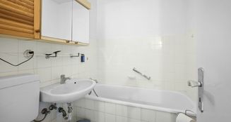 von_poll_real_estate_property_25106011_image_7