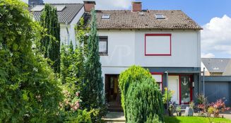 von_poll_real_estate_property_25106011_image_0