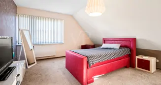 von_poll_real_estate_property_25106019_image_12