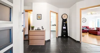 von_poll_real_estate_property_25106019_image_1