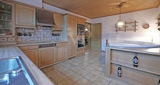 von_poll_real_estate_property_25106010_image_7
