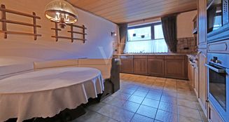 von_poll_real_estate_property_25106010_image_8