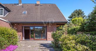 von_poll_real_estate_property_25106016_image_0