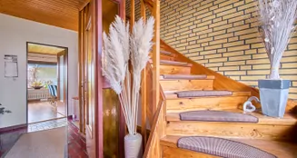 von_poll_real_estate_property_25147011_image_1