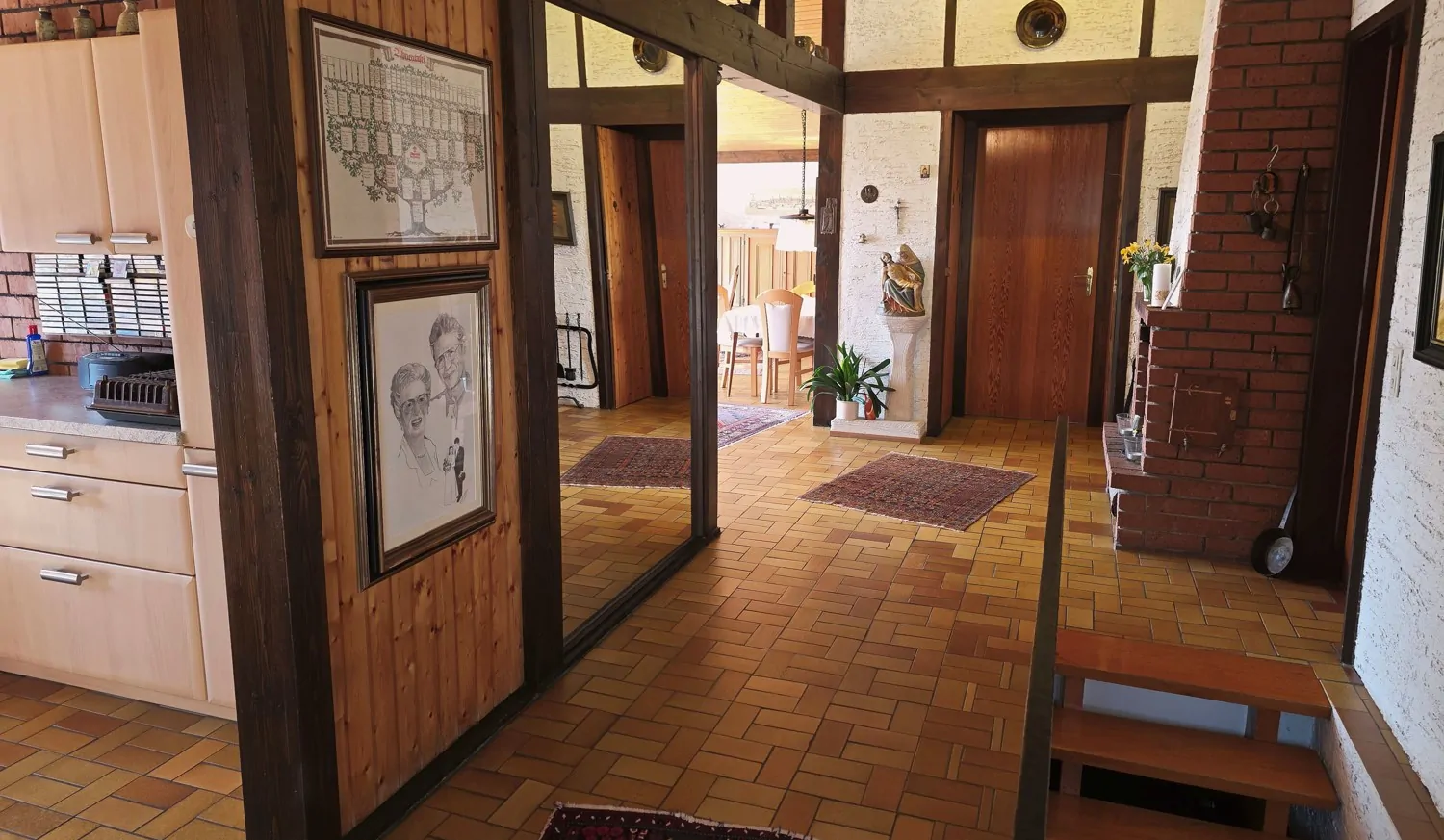 OG Diele /Hauseingang und Garderobenbereich (2)