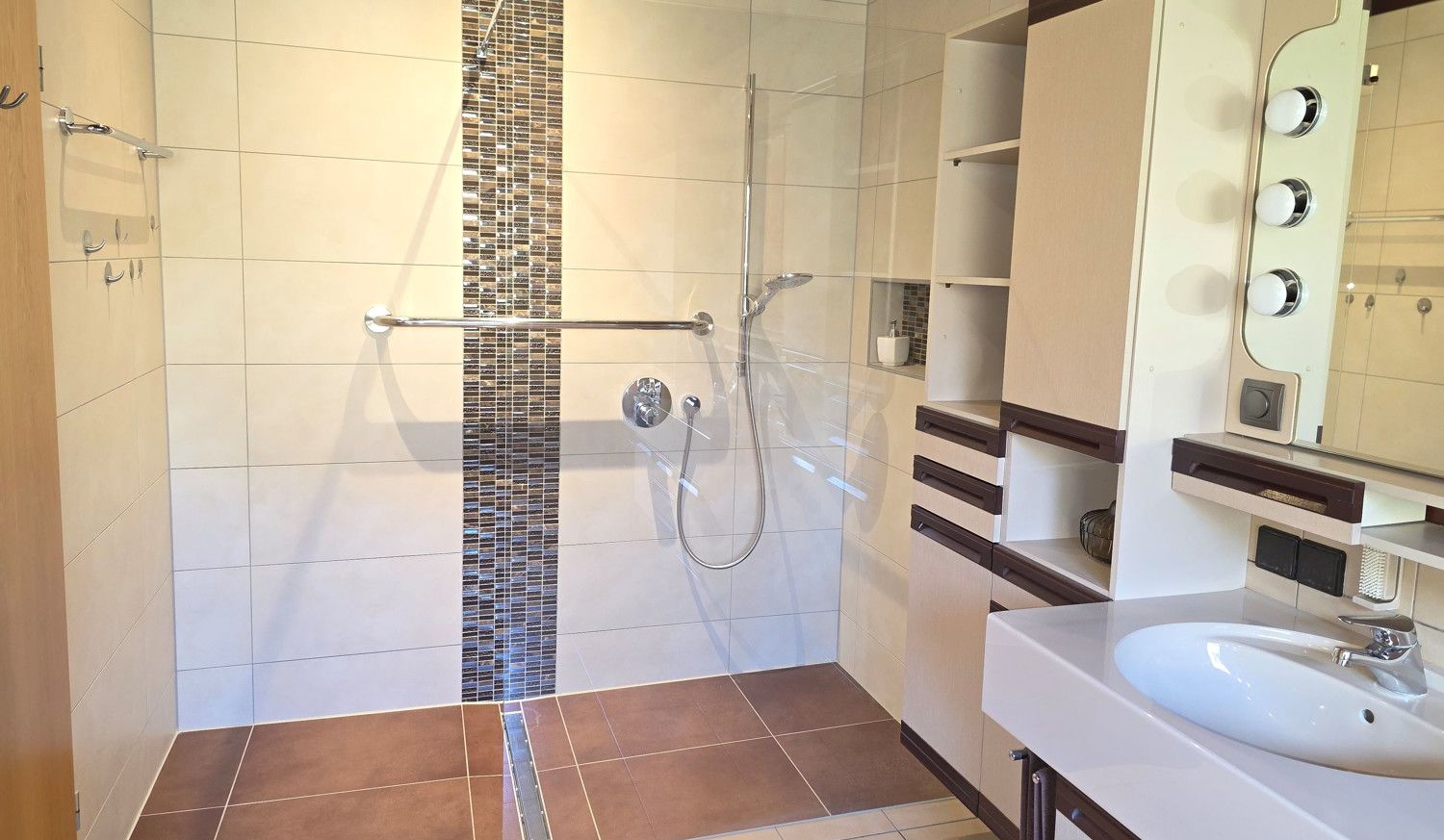 EG_Tageslichtbad mit Dusche und WC (1)_#121712