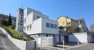 von_poll_real_estate_property_25050018_image_0