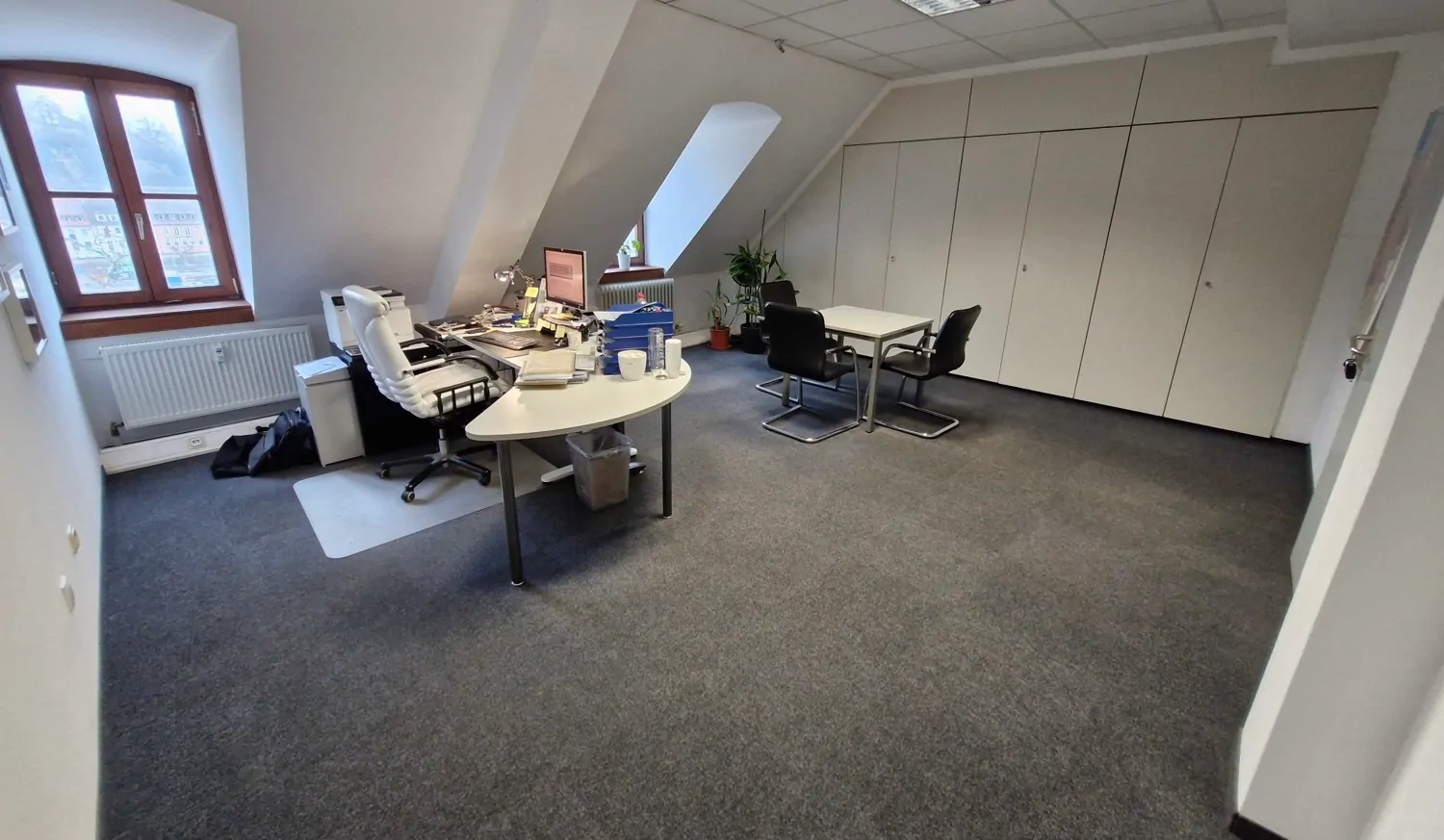 Freies Büro mit ca. 32,30m² #101447