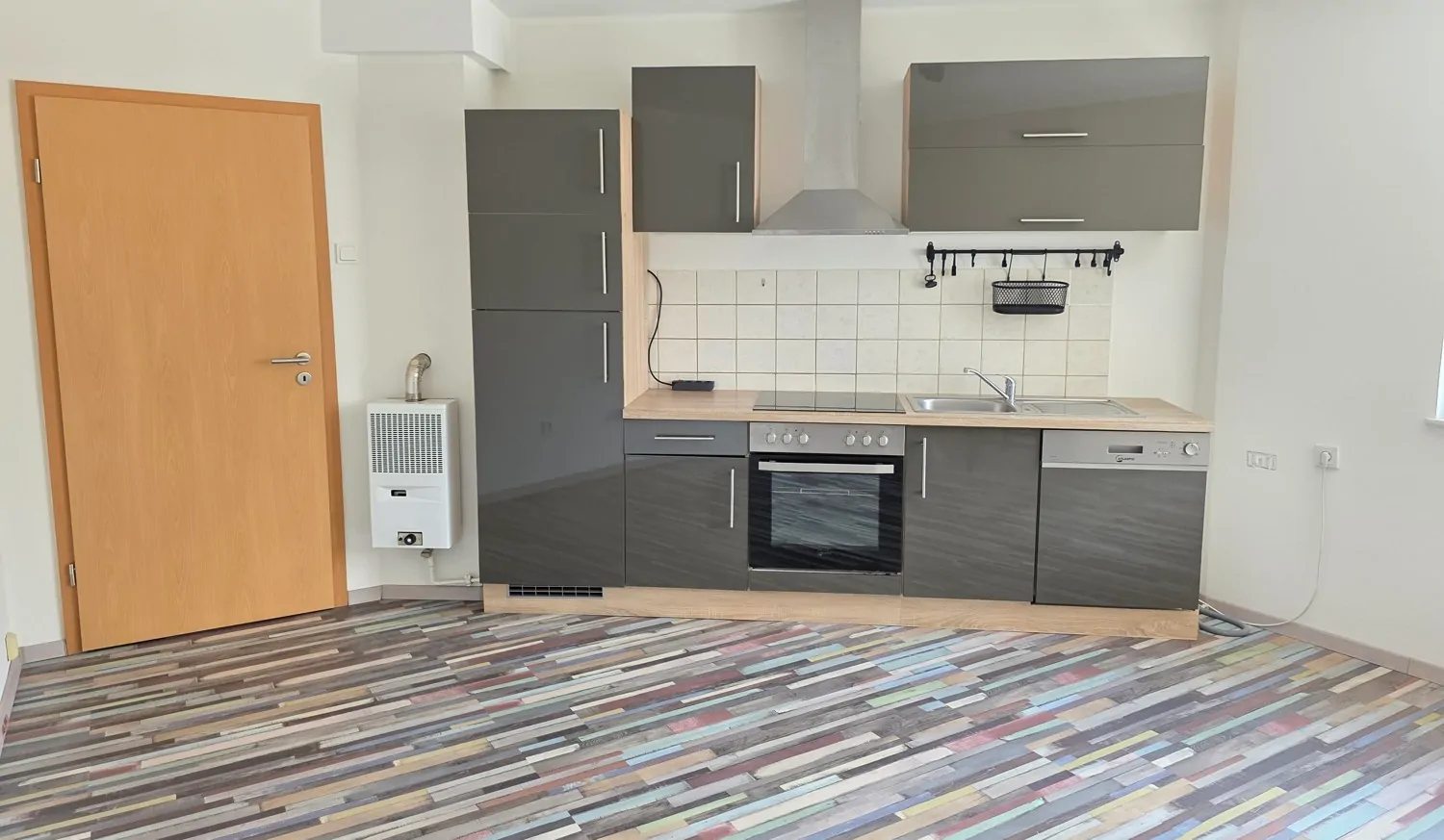 Wohnküche mit Einbauküche #123754