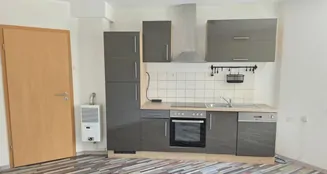 von_poll_real_estate_property_25050030_image_0