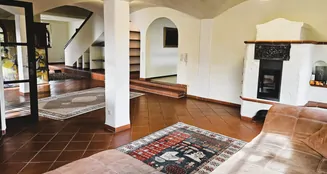 von_poll_real_estate_property_25050035_image_2