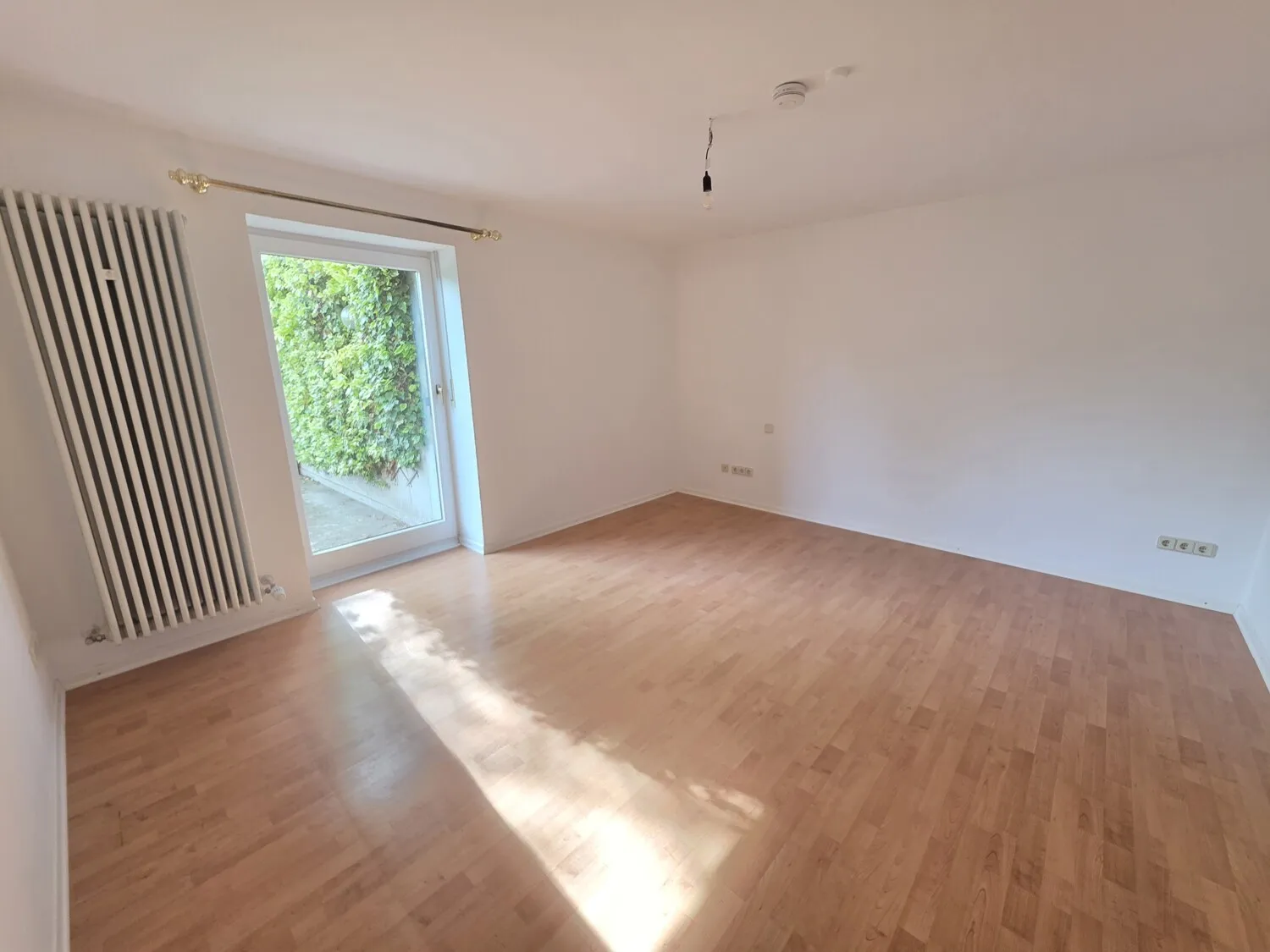 Schlafzimmer Nr. 2 (1)_#093030