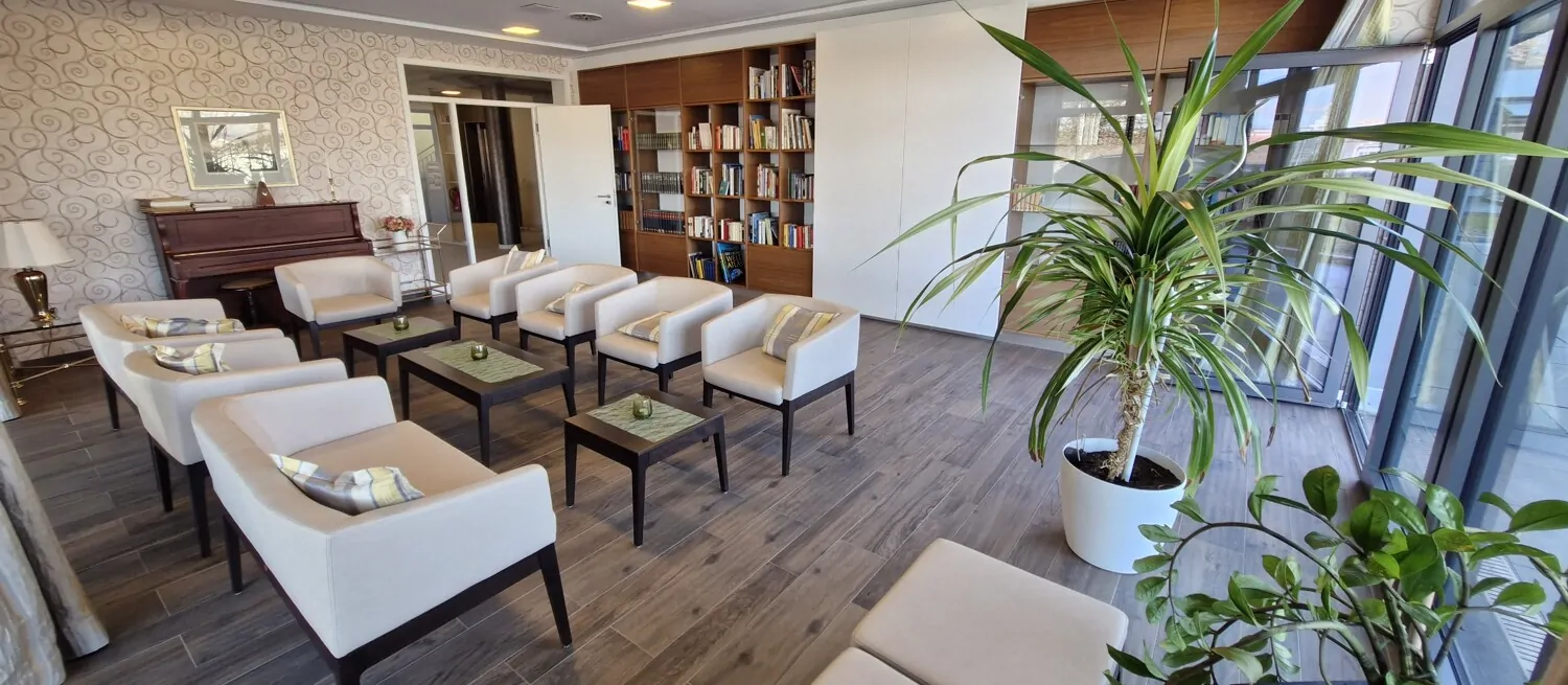 Bibliothek & Musikraum im EG, #110554