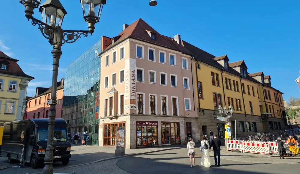 WÖHRL-PLAZA, Am Grafeneckart, #094046