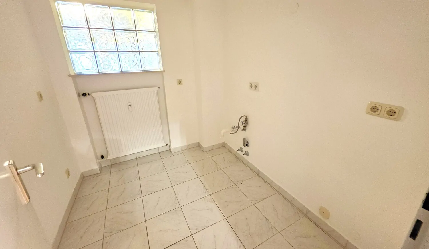 Hier ist Platz für Ihre Küche_#153820